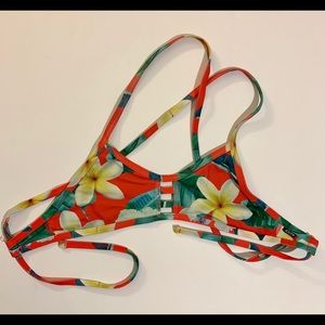 Jolyn tropical tomcat top